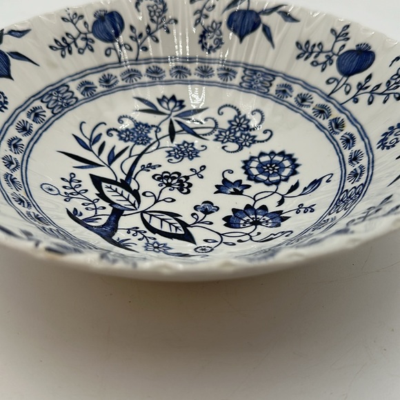 J&G Meakin Blue Nordic | Blue Onion Coupe Vegetable/Pasta Bowl - Picture 11 of 16
